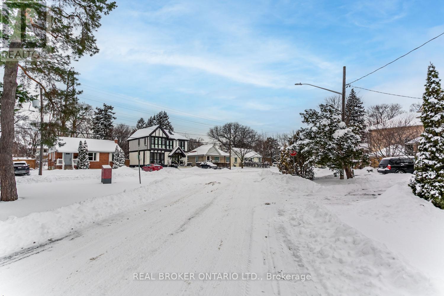 B - 47 Highgate Road, Toronto (Kingsway South), Ontario  M8X 2B4 - Photo 21 - W12751474