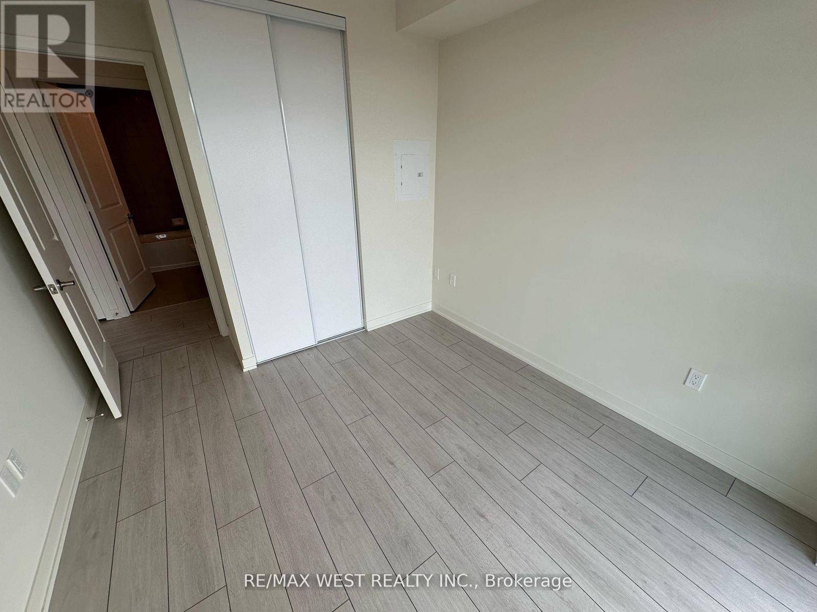 2511 - 38 Annie Craig Drive, Toronto, Ontario  M8V 0A8 - Photo 11 - W12751476