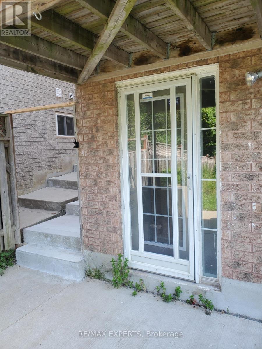 Lower - 43 Eastview Gate, Brampton (Bram East), Ontario  L6P 1M6 - Photo 3 - W12751516