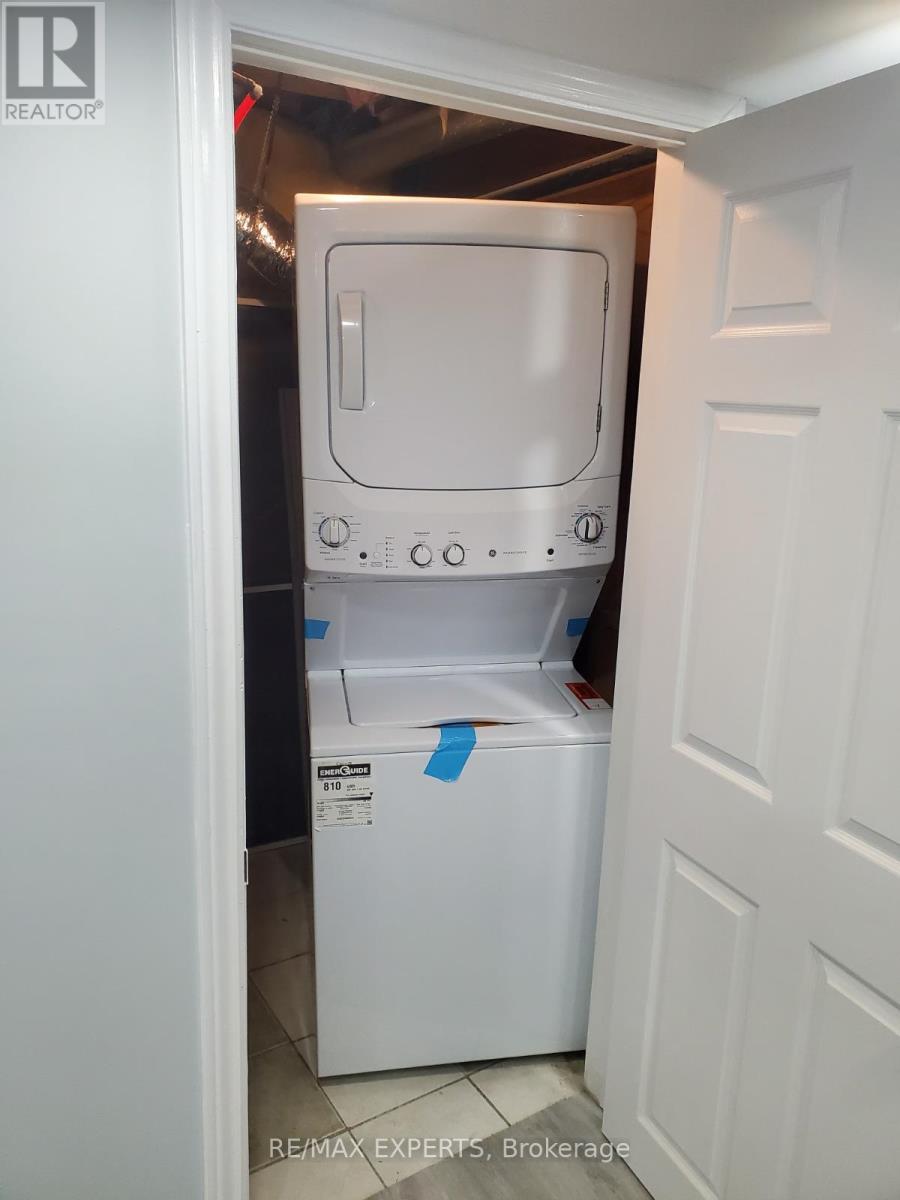 Lower - 43 Eastview Gate, Brampton (Bram East), Ontario  L6P 1M6 - Photo 5 - W12751516