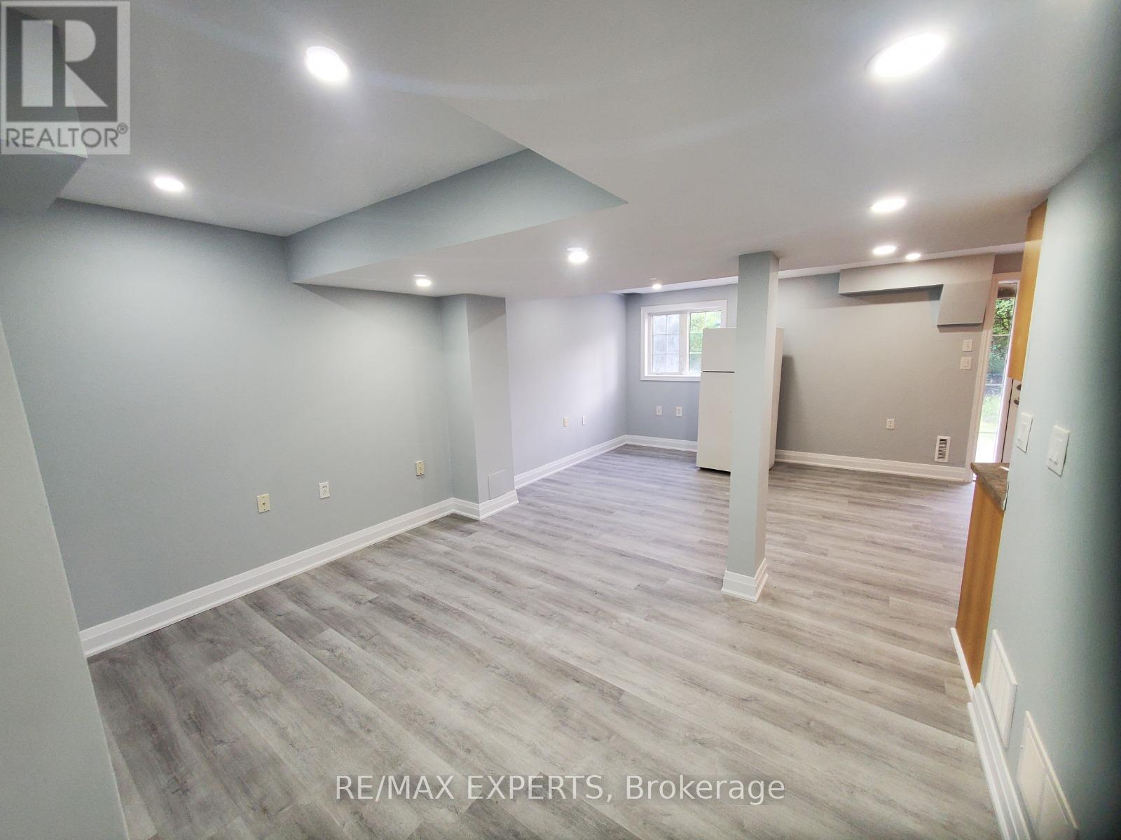 Lower - 43 Eastview Gate, Brampton (Bram East), Ontario  L6P 1M6 - Photo 7 - W12751516