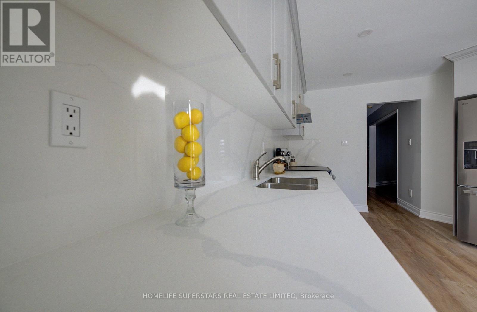 6119 Clover Ridge Crescent, Mississauga, Ontario  L5N 7B2 - Photo 40 - W12751522