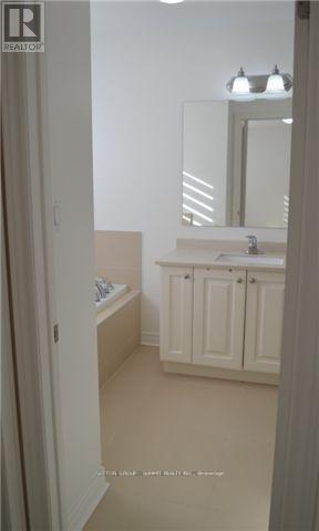 36 Denali Crescent, Brampton, Ontario  L6P 0W4 - Photo 17 - W12751538