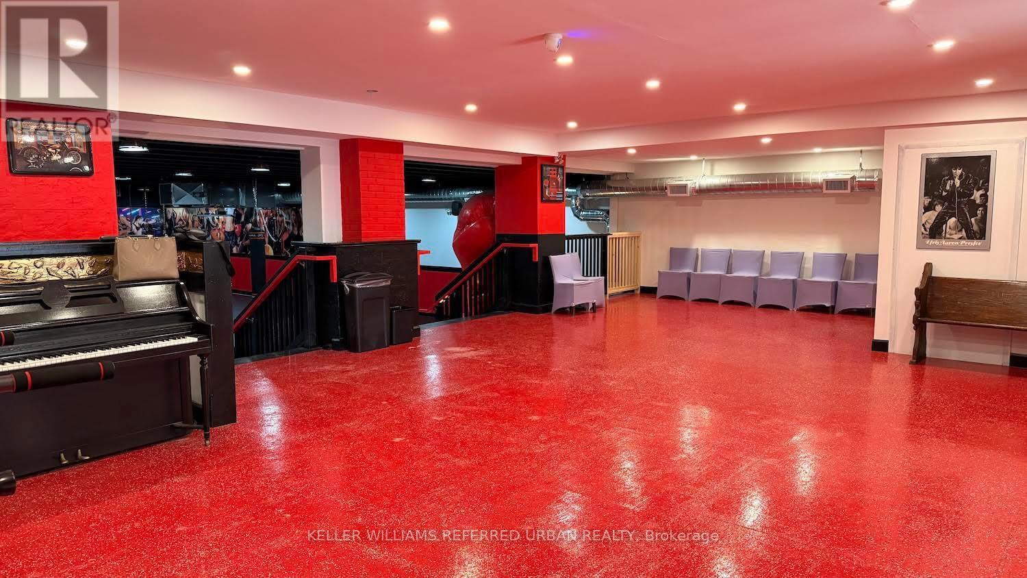 2261 Dundas Street W, Toronto, Ontario  M6R 1X6 - Photo 11 - W12751552