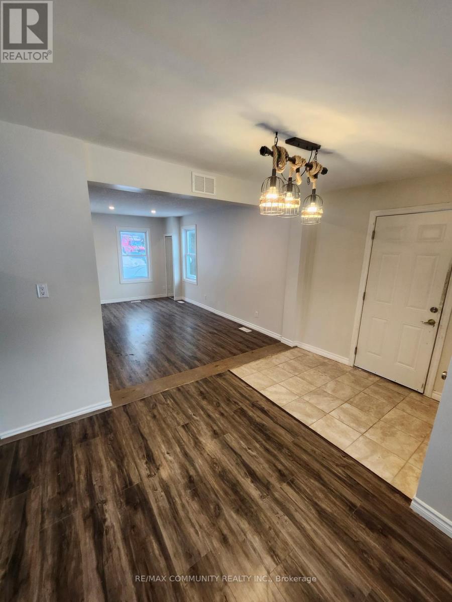 E - 115 Frederick Street, Wellington North, Ontario  N0G 1A0 - Photo 3 - X12751524