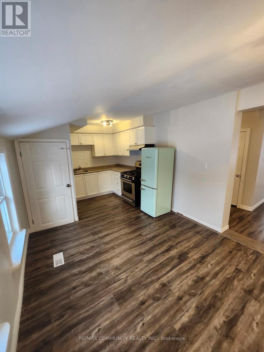 E - 115 Frederick Street, Wellington North, Ontario  N0G 1A0 - Photo 6 - X12751524