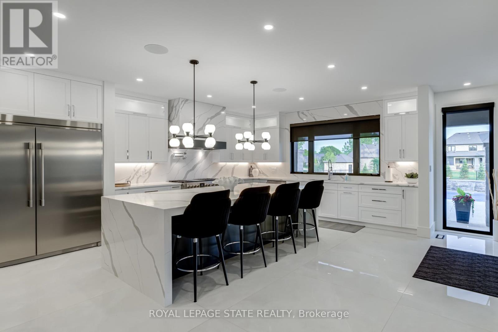 6 Shakespeare Road, Hamilton, Ontario  L9H 7R5 - Photo 11 - X12751554