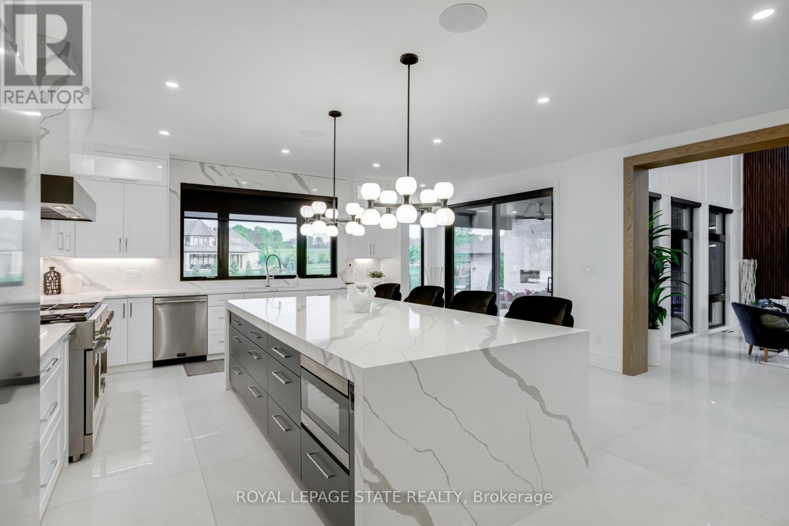 6 Shakespeare Road, Hamilton, Ontario  L9H 7R5 - Photo 13 - X12751554