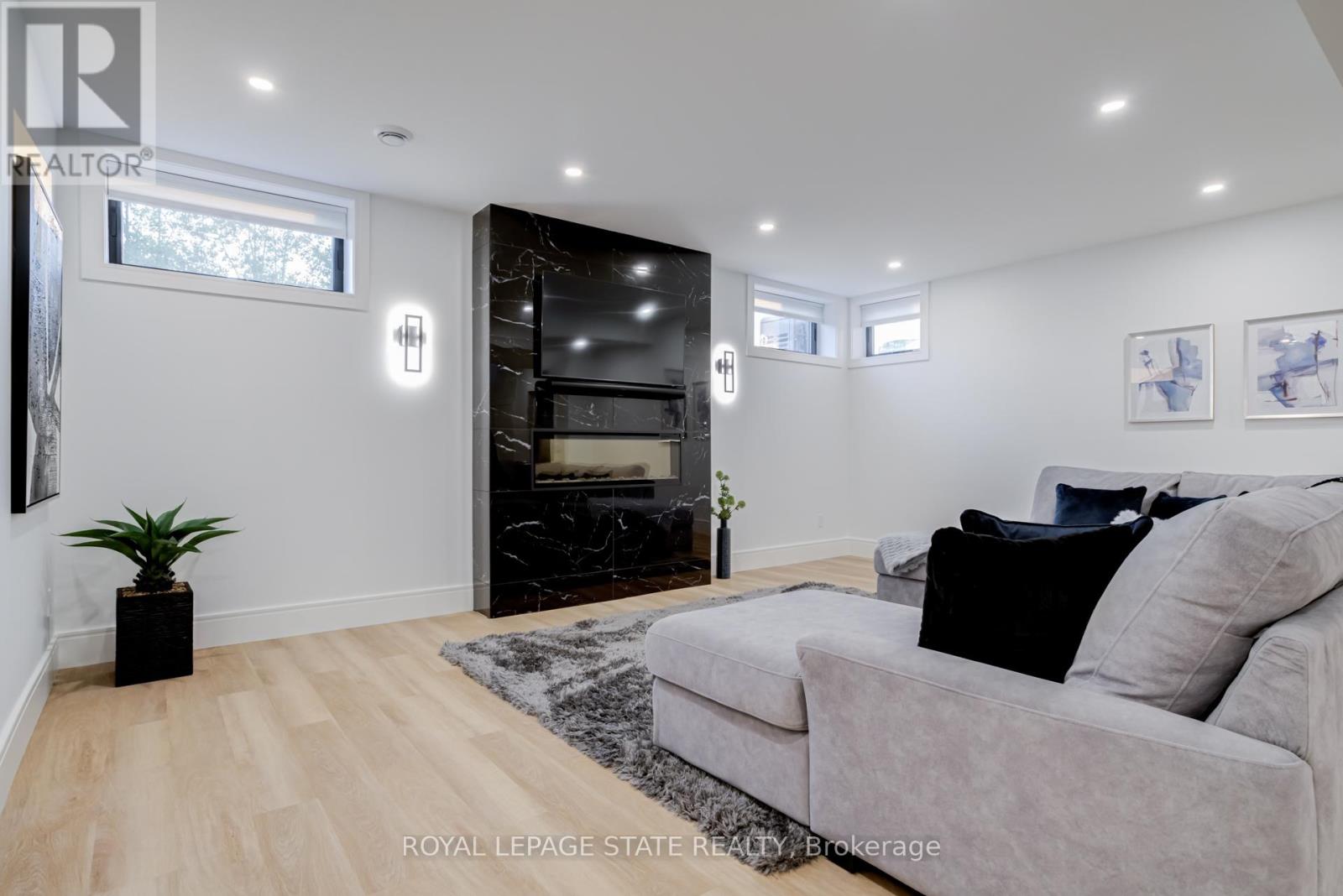 6 Shakespeare Road, Hamilton, Ontario  L9H 7R5 - Photo 34 - X12751554