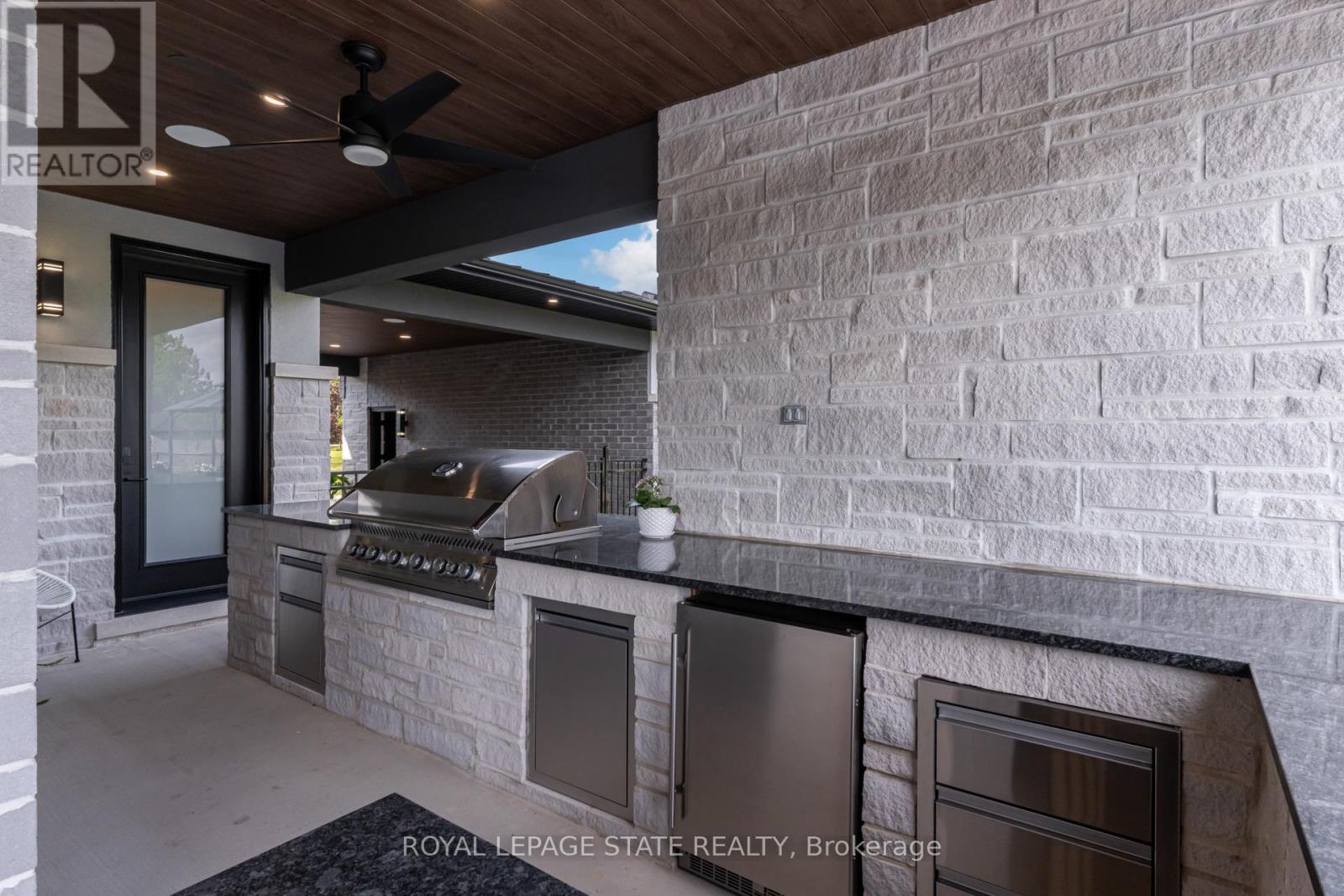 6 Shakespeare Road, Hamilton, Ontario  L9H 7R5 - Photo 42 - X12751554