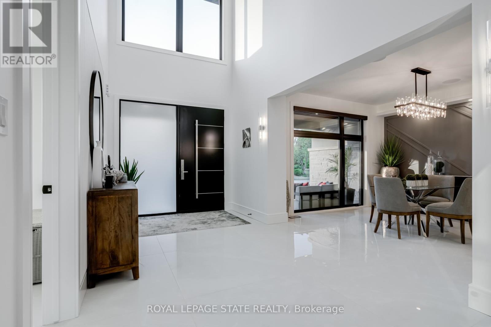 6 Shakespeare Road, Hamilton, Ontario  L9H 7R5 - Photo 6 - X12751554