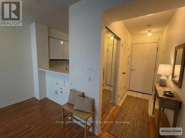 501 - 7 Carlton Street, Toronto, Ontario  M5B 2M3 - Photo 12 - C12747990