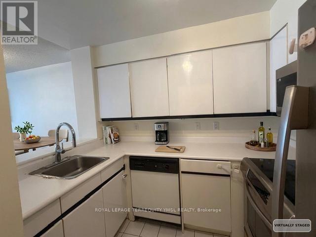 501 - 7 Carlton Street, Toronto, Ontario  M5B 2M3 - Photo 8 - C12747990