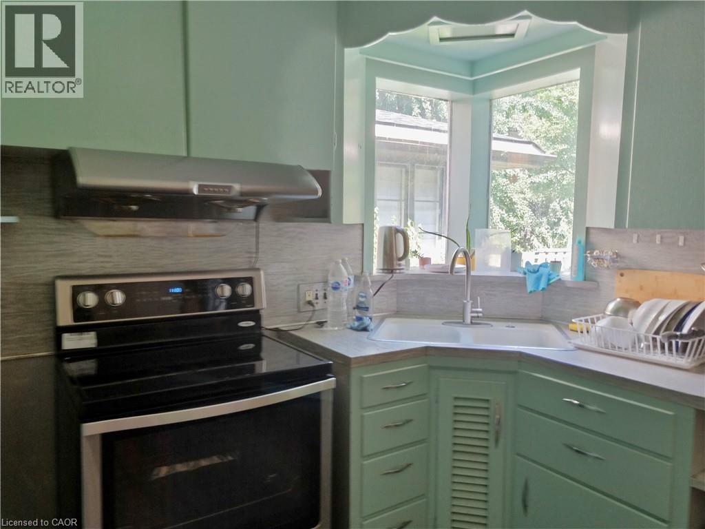 84 Arnold Street, Hamilton, Ontario  L8S 1R6 - Photo 7 - 40802525