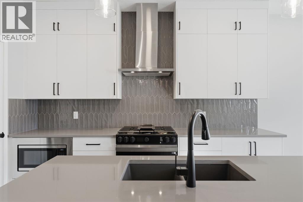 460 Lewiston Landing NE, Calgary, Alberta