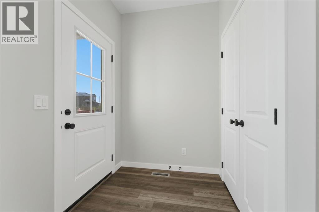 460 Lewiston Landing Ne, Calgary, Alberta  T3P 2H8 - Photo 2 - A2264459