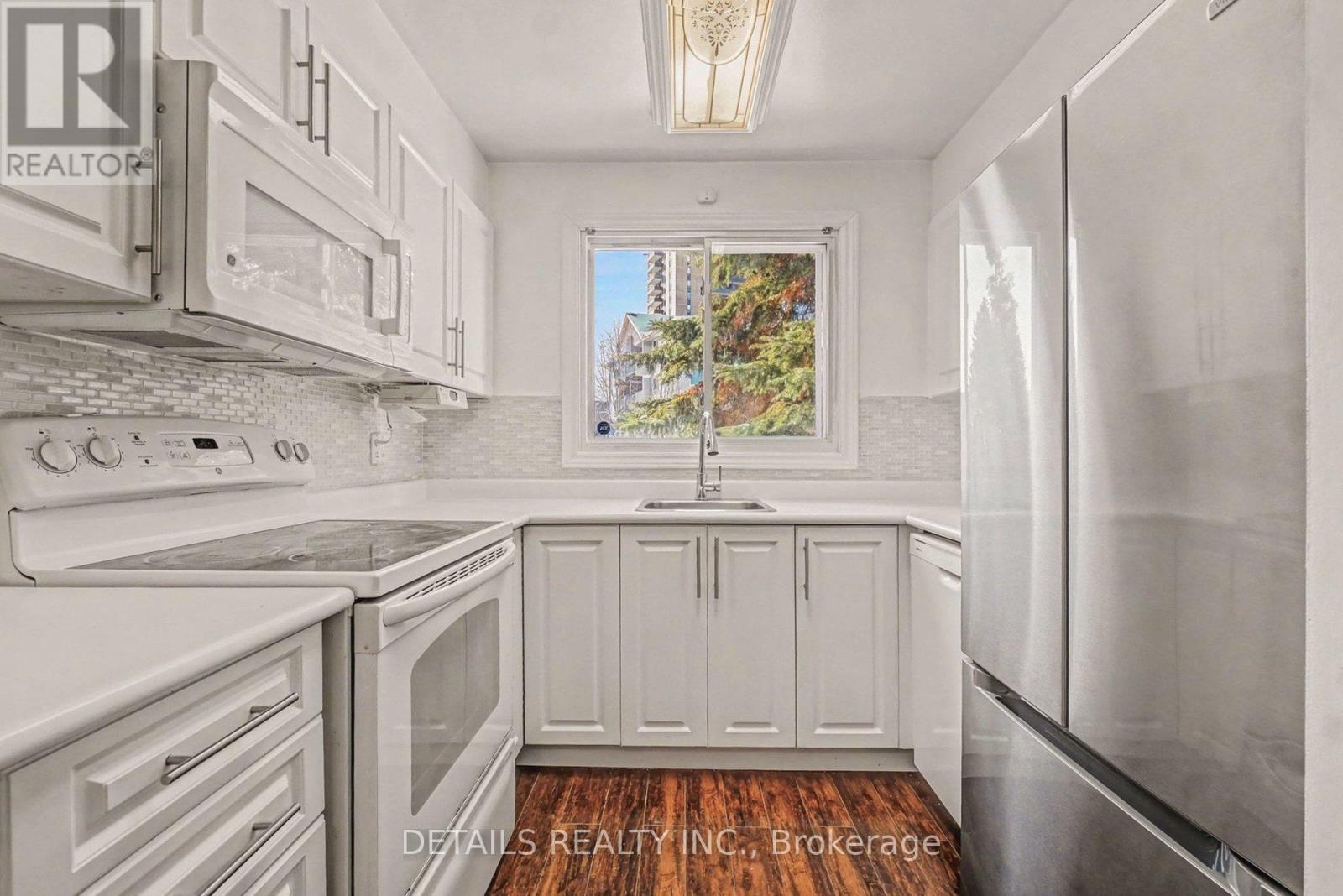 103 - 260 Brittany Drive, Ottawa, Ontario  K1K 4M2 - Photo 7 - X12751576