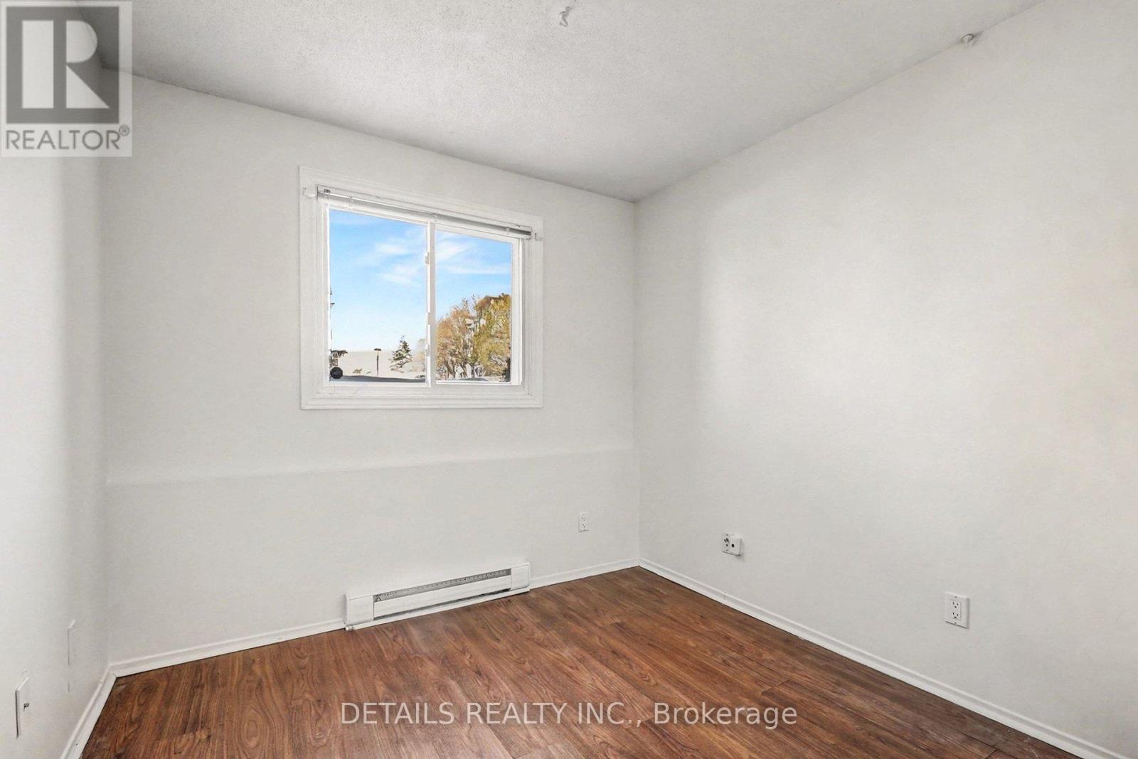 103 - 260 Brittany Drive, Ottawa, Ontario  K1K 4M2 - Photo 8 - X12751576