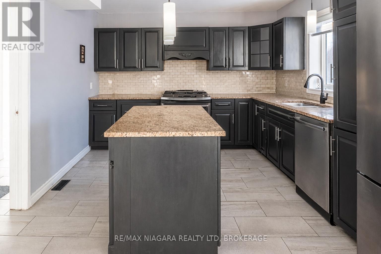 137 Girdwood Crescent, Timmins (Porcupine - West), Ontario  P4N 4J2 - Photo 9 - T12751570