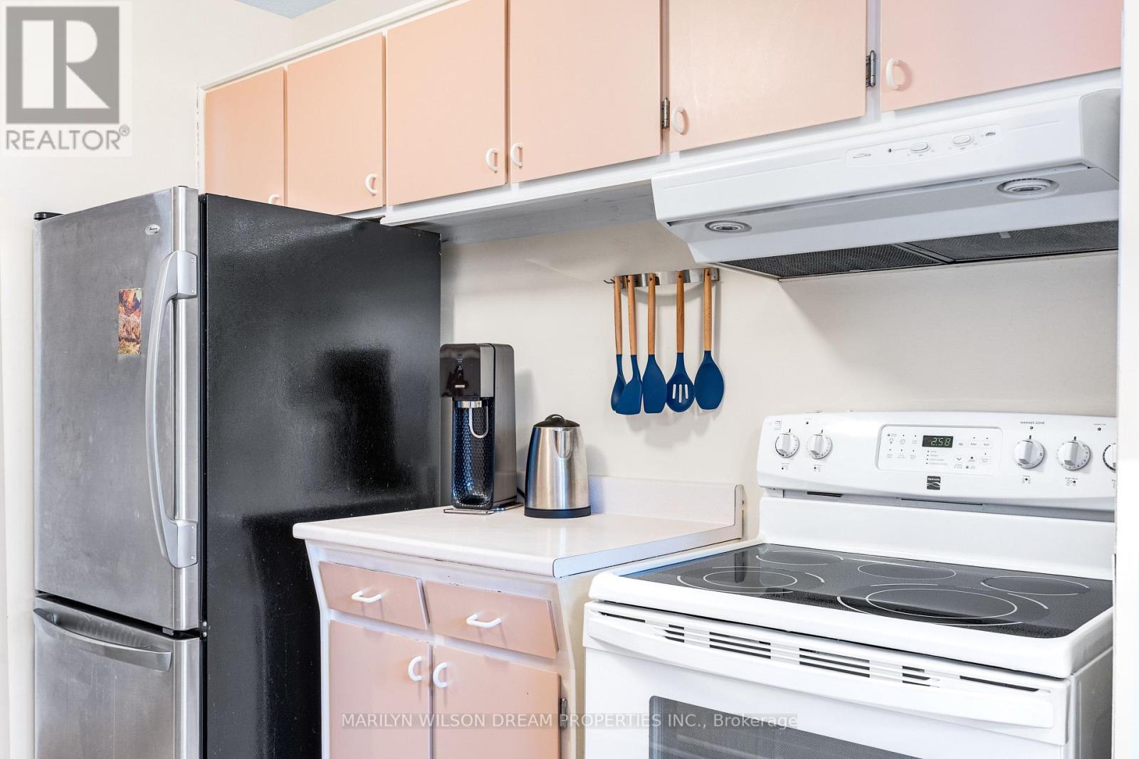 2422 Magnus Avenue, Ottawa, Ontario  K1G 1J8 - Photo 14 - X12749994