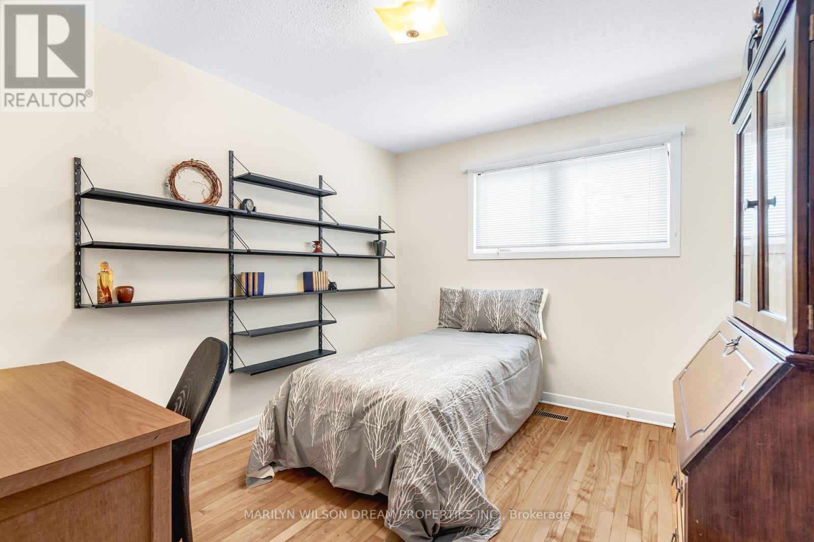 2422 Magnus Avenue, Ottawa, Ontario  K1G 1J8 - Photo 23 - X12749994