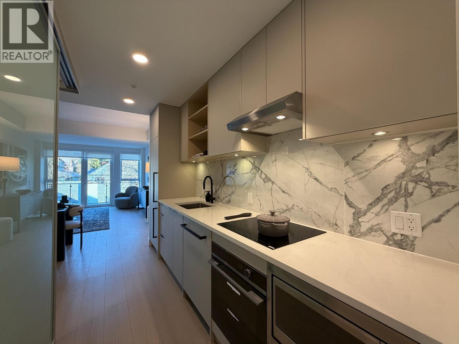 419 422 E 3rd Street, North Vancouver, British Columbia  V7L 0K1 - Photo 10 - R3085810