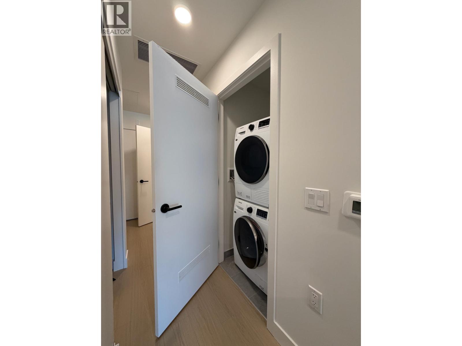 419 422 E 3rd Street, North Vancouver, British Columbia  V7L 0K1 - Photo 20 - R3085810