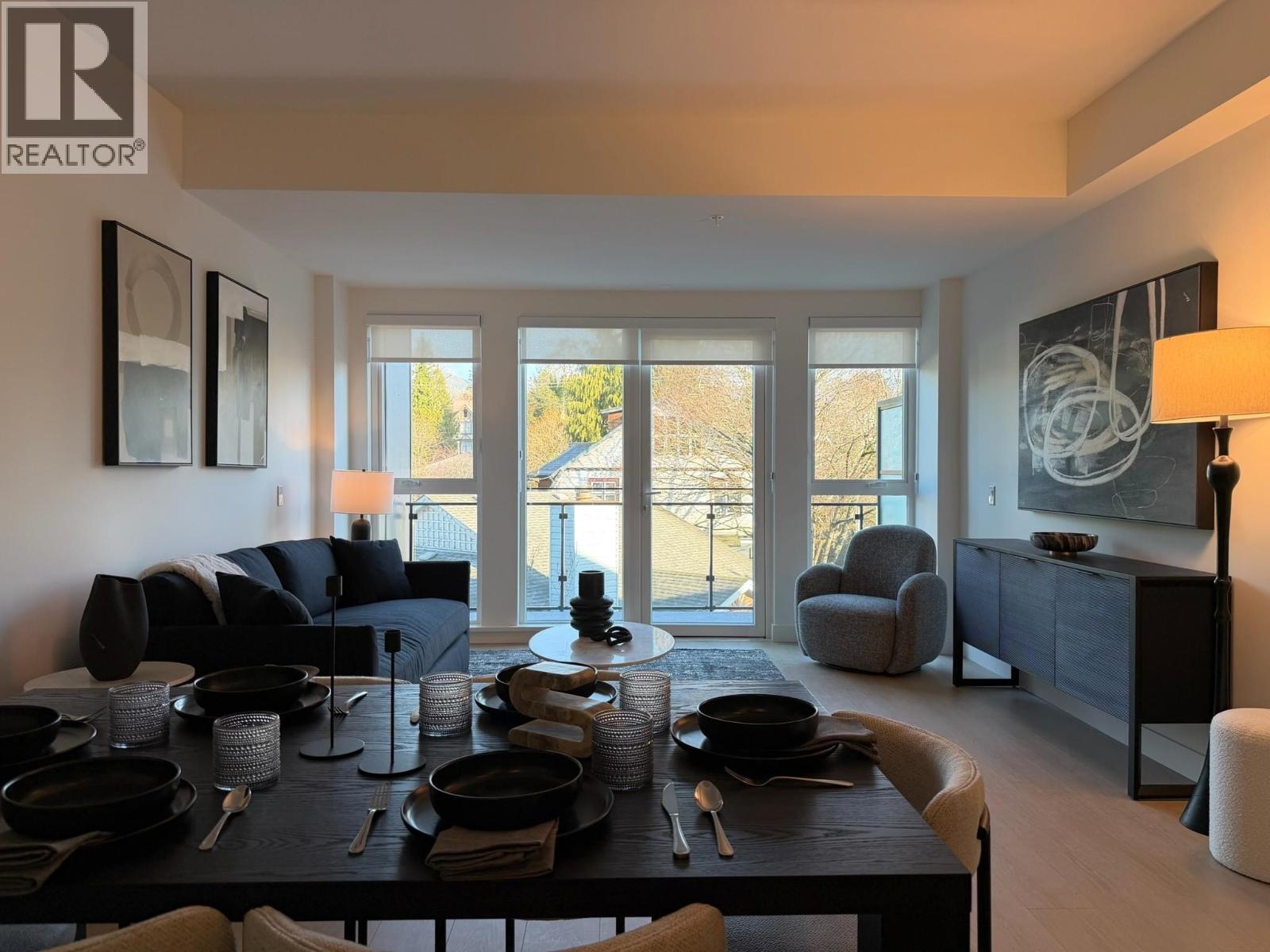 419 422 E 3rd Street, North Vancouver, British Columbia  V7L 0K1 - Photo 4 - R3085810