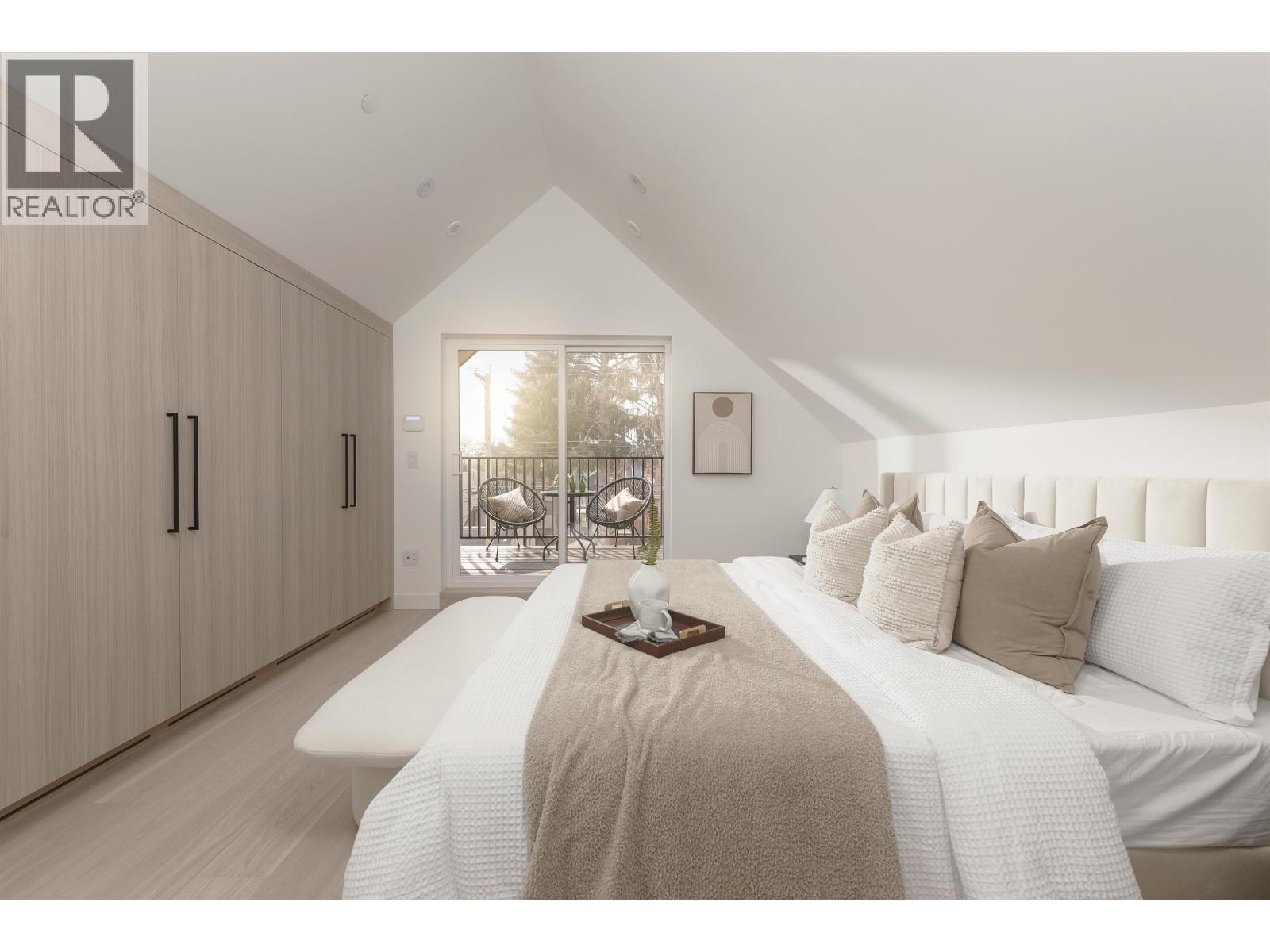 2 2755 W 11th Avenue, Vancouver, British Columbia  V6K 2L8 - Photo 15 - R3085813