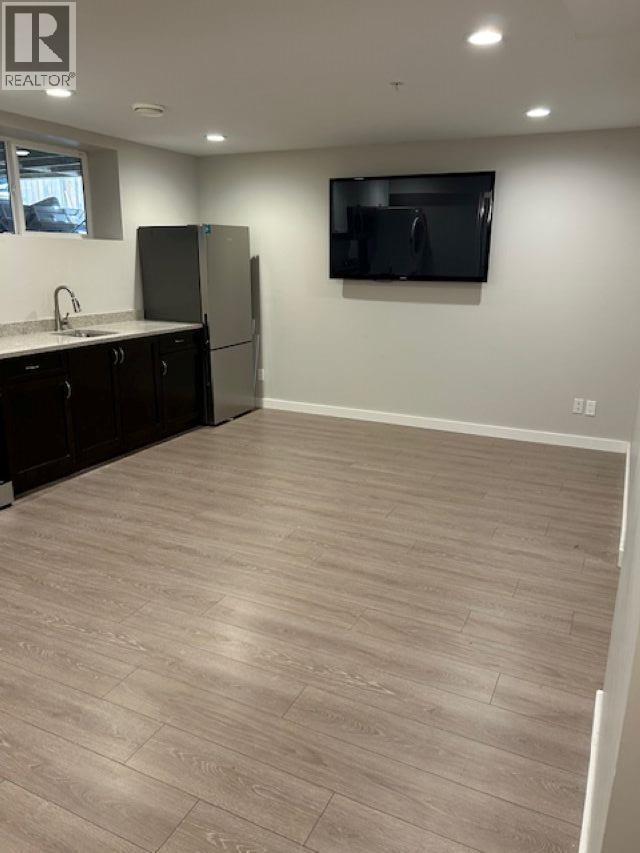 Basement 24410 112a Avenue, Maple Ridge, British Columbia  V2W 0H4 - Photo 2 - R3085856