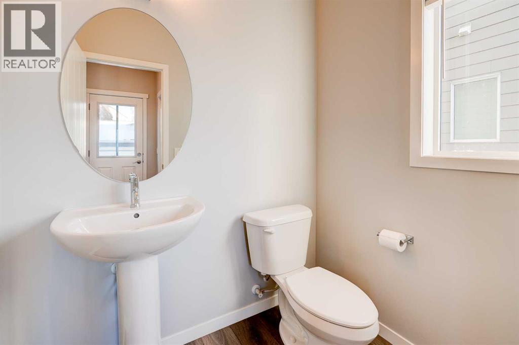 8036 Masters Boulevard, Calgary, Alberta  T3M 2B9 - Photo 17 - A2277573