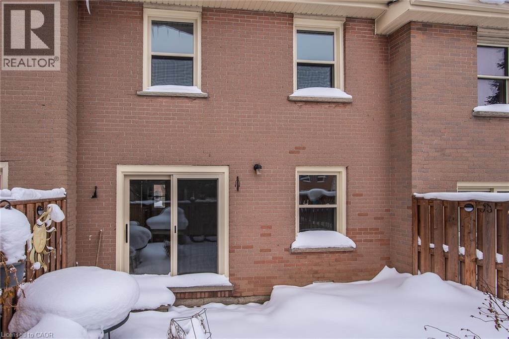 27 Queenston Drive, Kitchener, Ontario N2B 2T8 - Photo 42 - 40802188
