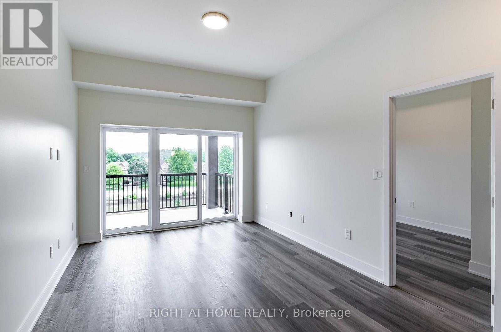 321 - 121 Mary Street, Clearview, Ontario  L0M 1G0 - Photo 21 - S12751566