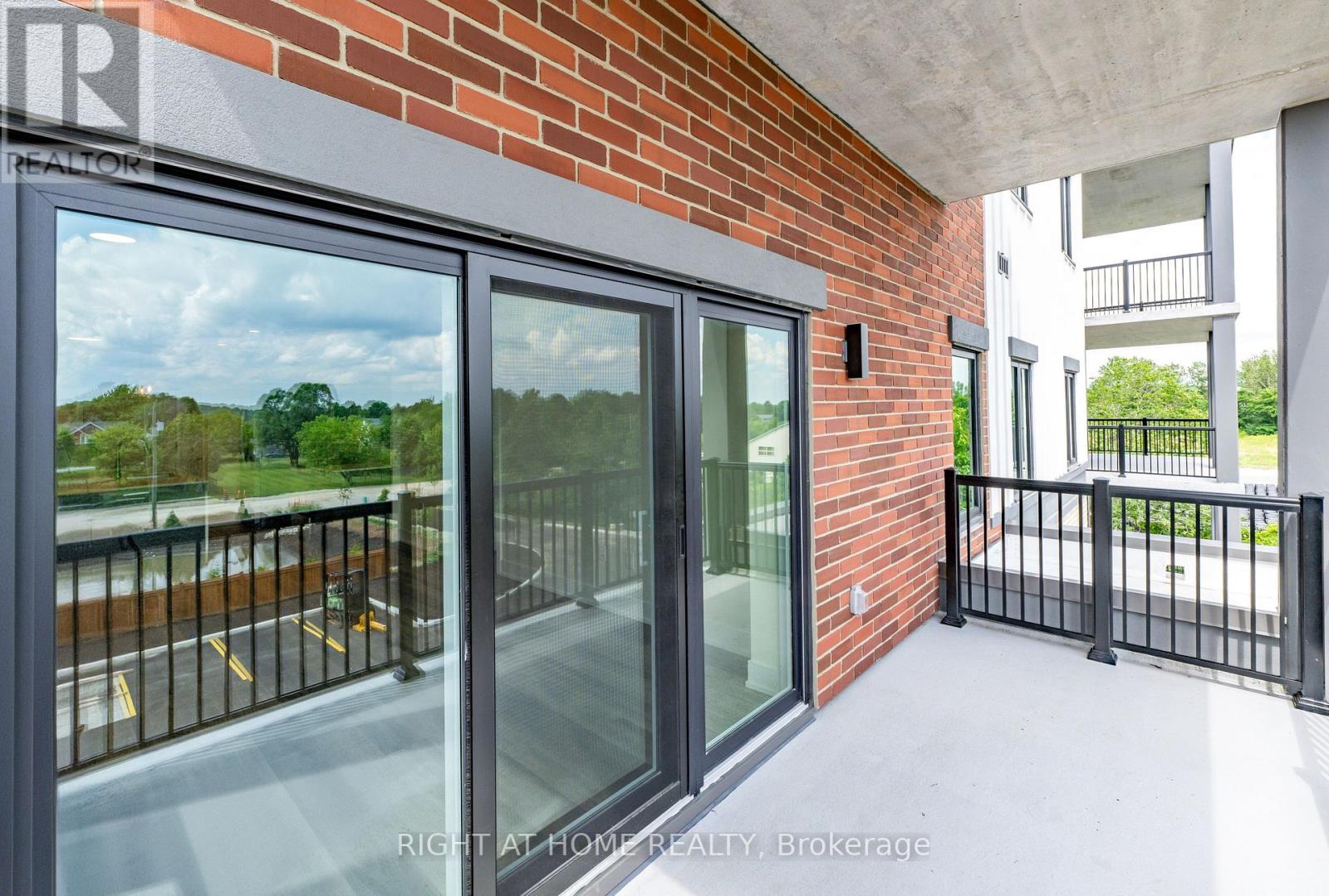 321 - 121 Mary Street, Clearview, Ontario  L0M 1G0 - Photo 27 - S12751566