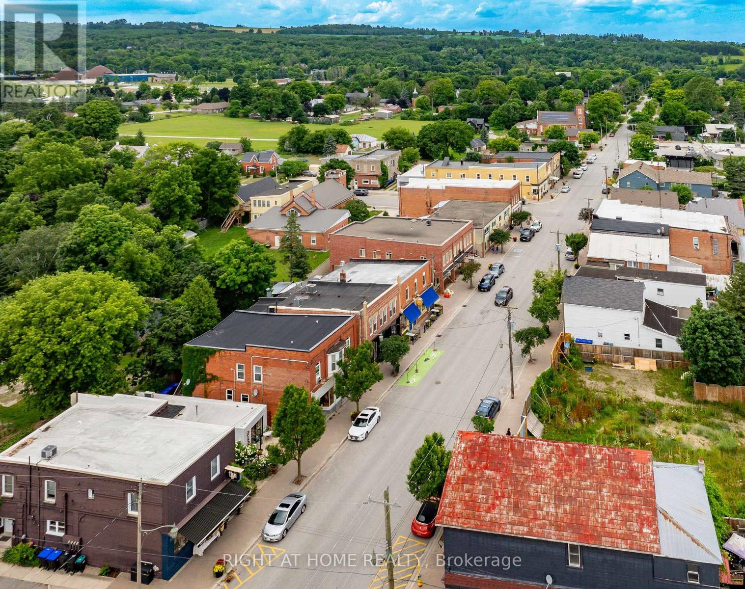 321 - 121 Mary Street, Clearview, Ontario  L0M 1G0 - Photo 8 - S12751566