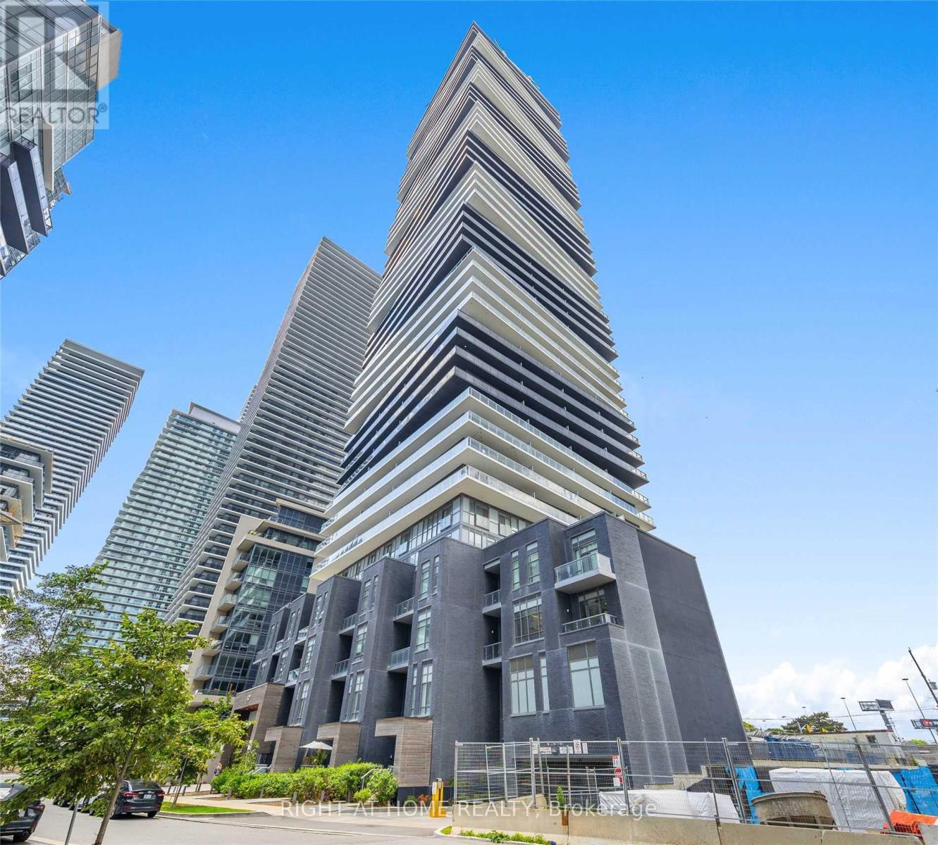 809 - 56 Annie Craig Drive, Toronto, Ontario  M8V 0C8 - Photo 8 - W12751564