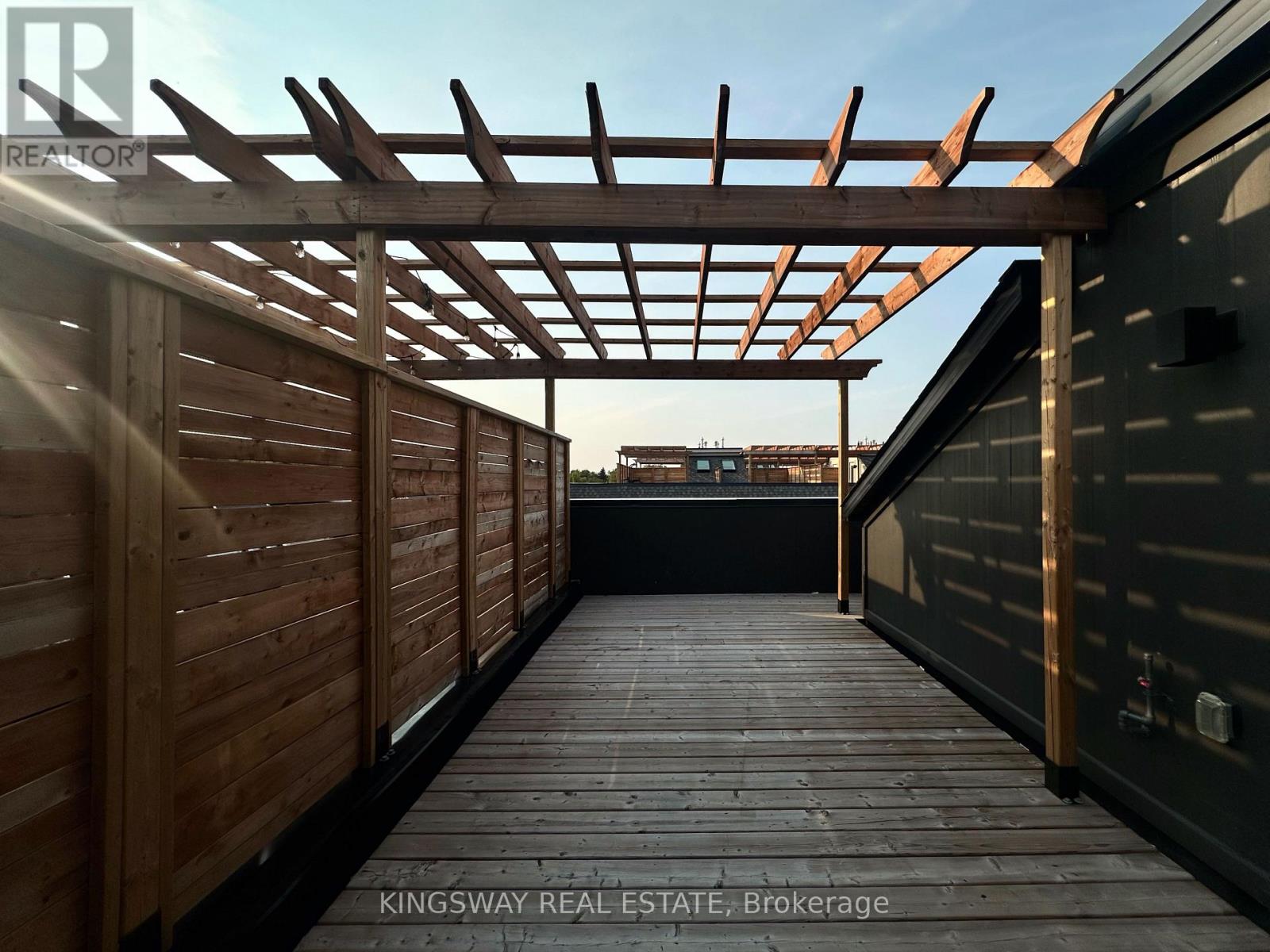 57 - 30 Lunar Crescent, Mississauga, Ontario  L5M 2R5 - Photo 32 - W12751574