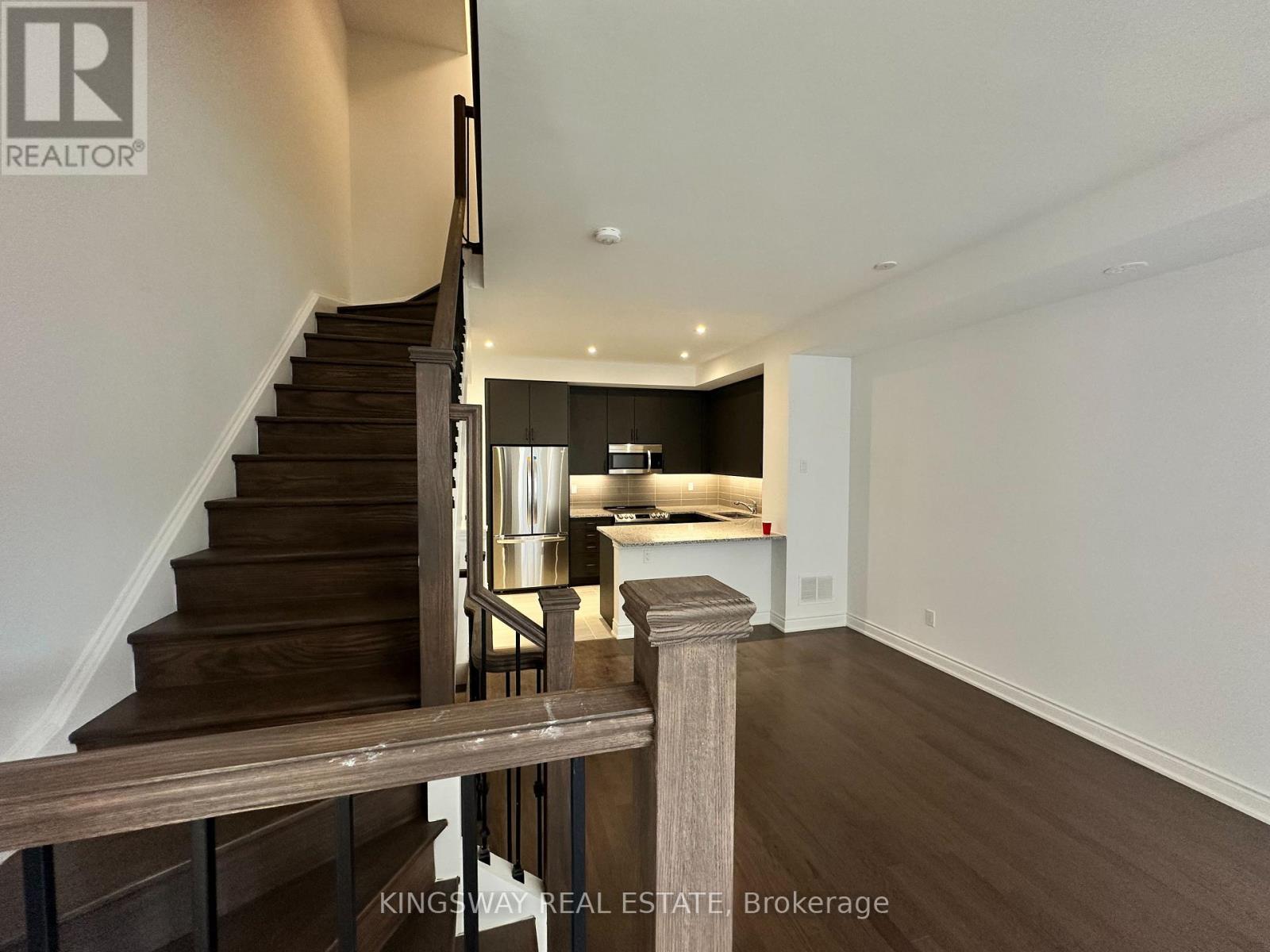 57 - 30 Lunar Crescent, Mississauga, Ontario  L5M 2R5 - Photo 8 - W12751574