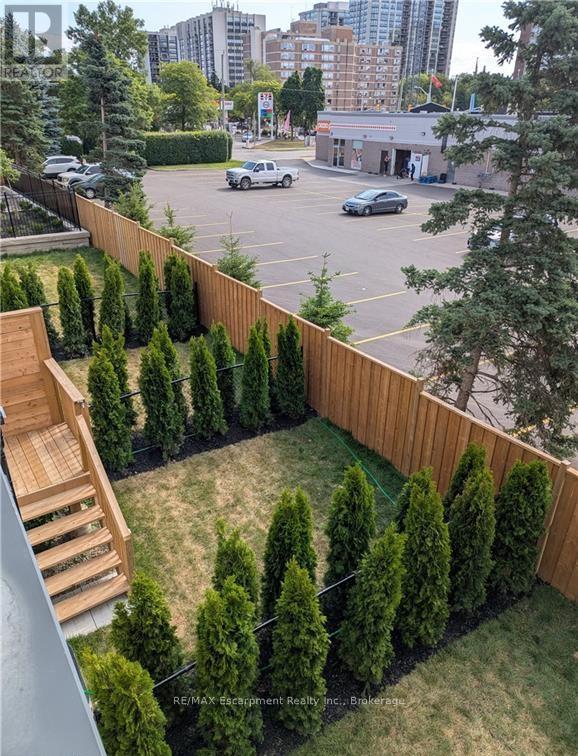 5 - 138 East Street, Oakville, Ontario  L6L 0H9 - Photo 20 - W12751642