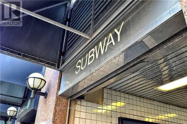 501 - 7 Carlton Street, Toronto, Ontario  M5B 2M3 - Photo 3 - C12747990