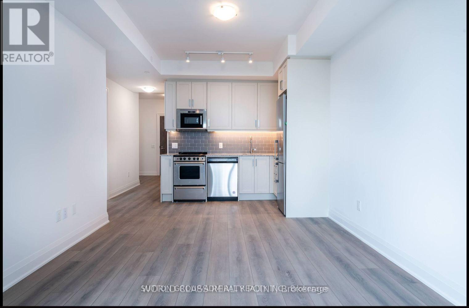 209 - 10 Gatineau Drive, Vaughan, Ontario  L4J 0L2 - Photo 5 - N12747234