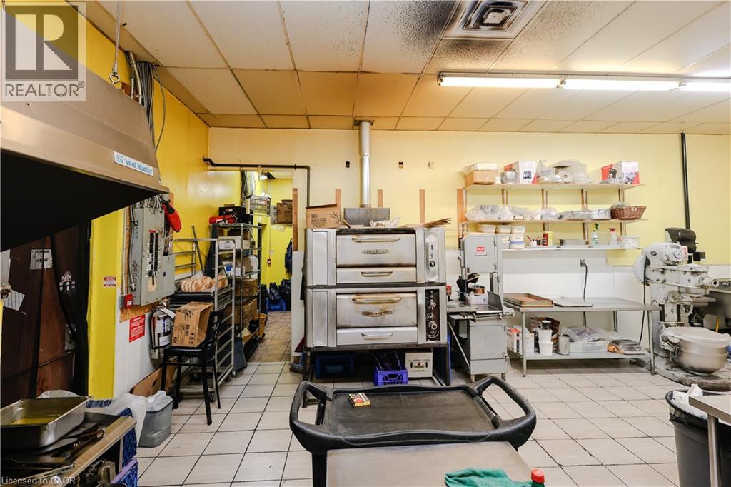 754 Queenston Road Unit# 1 & 2, Hamilton, Ontario L8G 1A4 - Photo 24 - 40801187