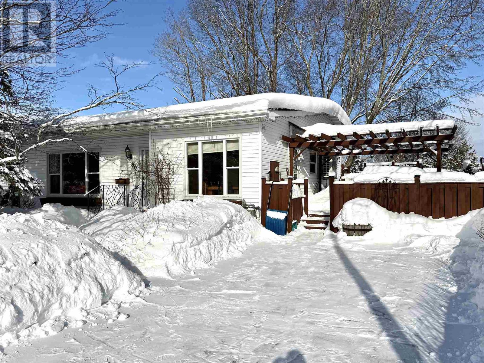 30 Carlbert St, Sault Ste. Marie, Ontario  P6A 5S5 - Photo 50 - SM260216