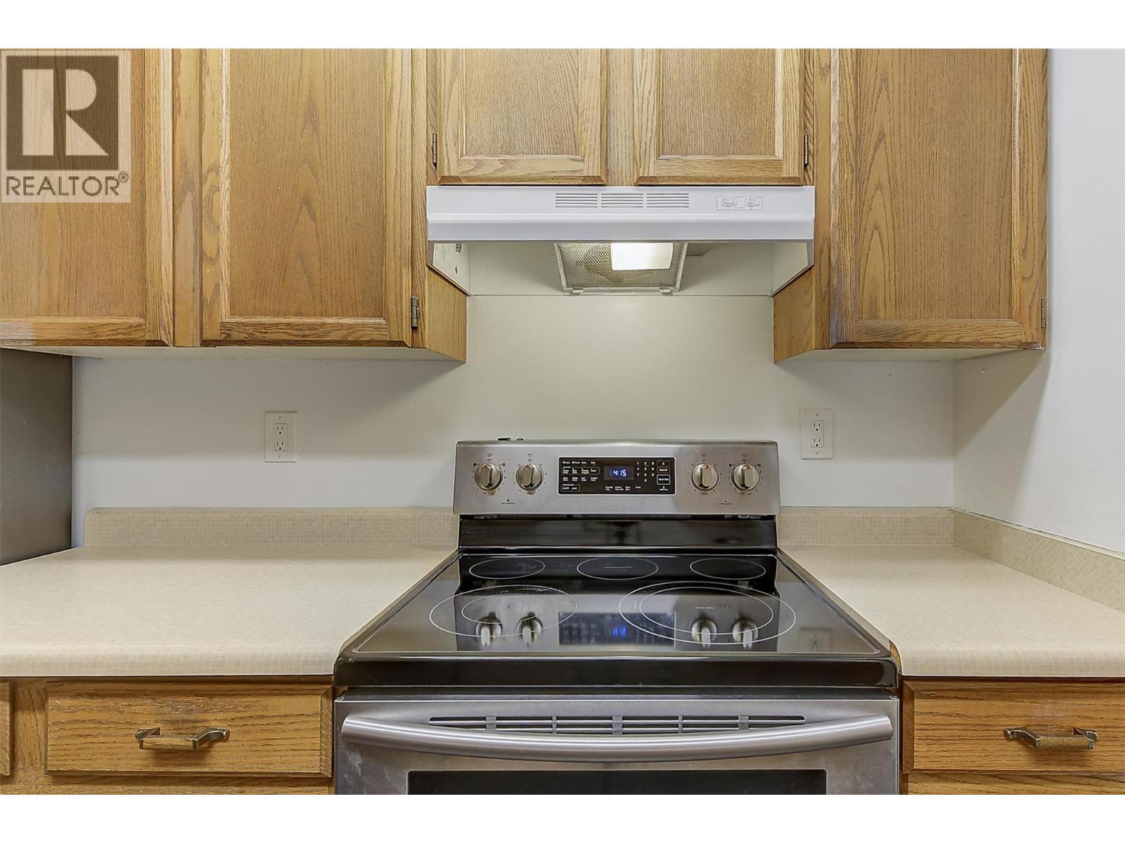 575 Sutherland Avenue Unit# 304, Kelowna, British Columbia  V1Y 8V1 - Photo 7 - 10373129