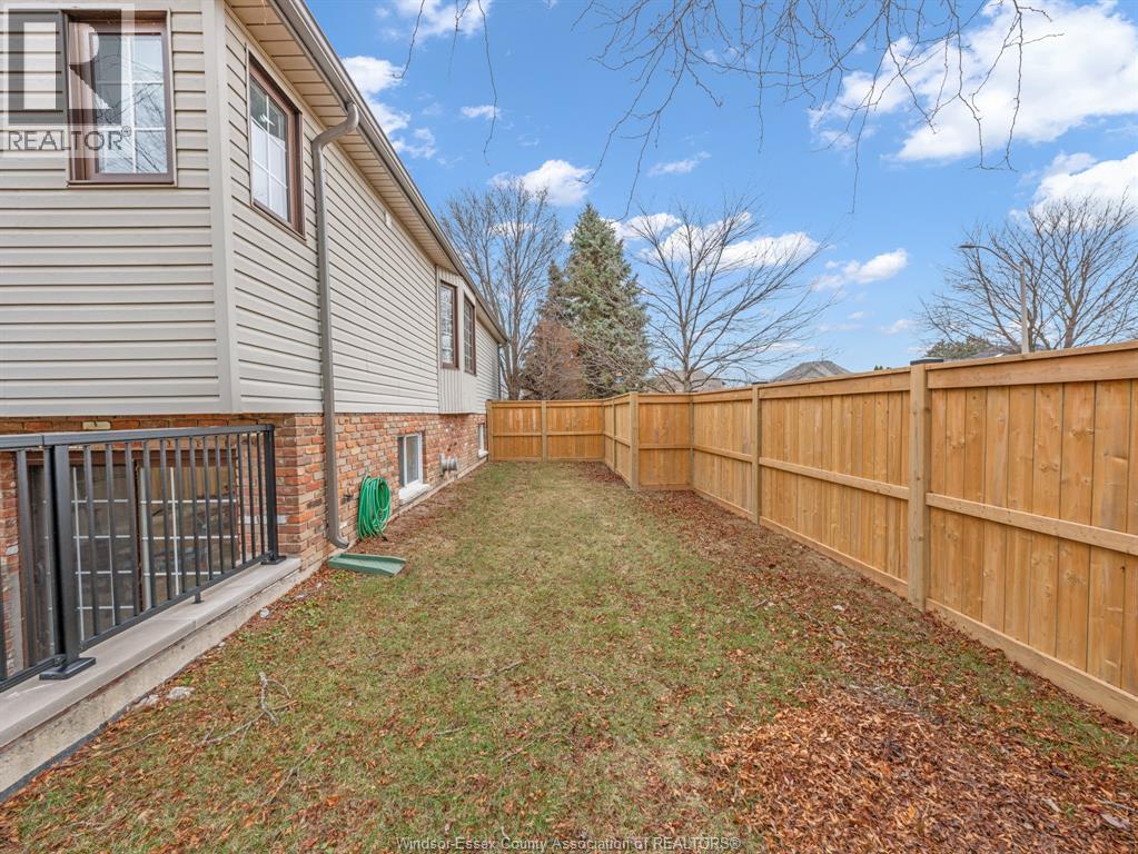 13090 Parkland Crescent, Tecumseh, Ontario  N8N 4V6 - Photo 44 - 26002399