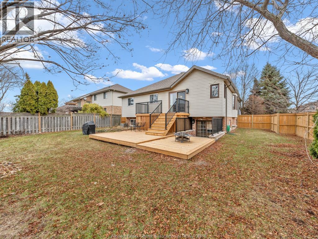 13090 Parkland Crescent, Tecumseh, Ontario  N8N 4V6 - Photo 41 - 26002399