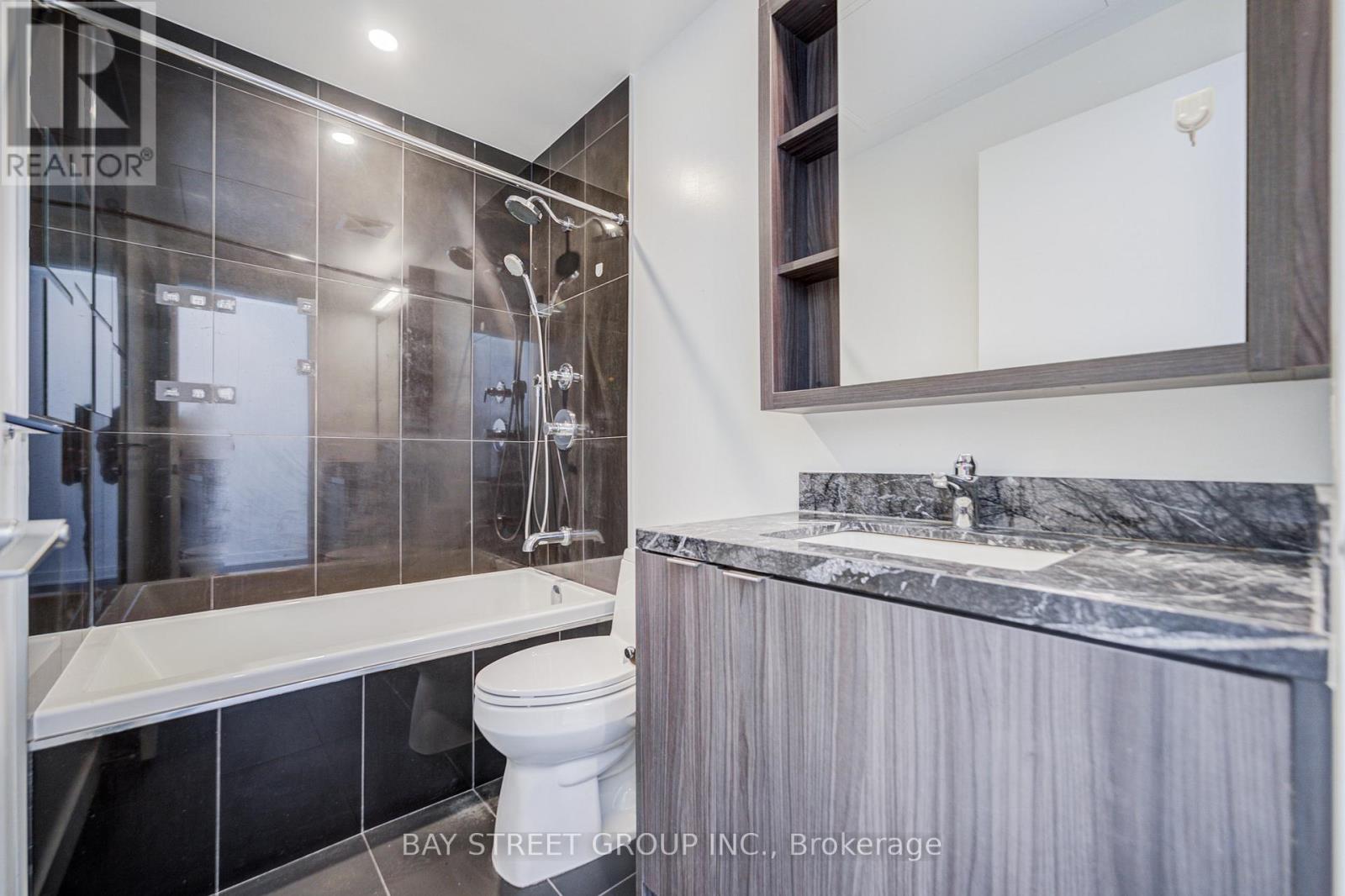 4801 - 125 Blue Jays Way, Toronto, Ontario  M5V 0C4 - Photo 12 - C12751614