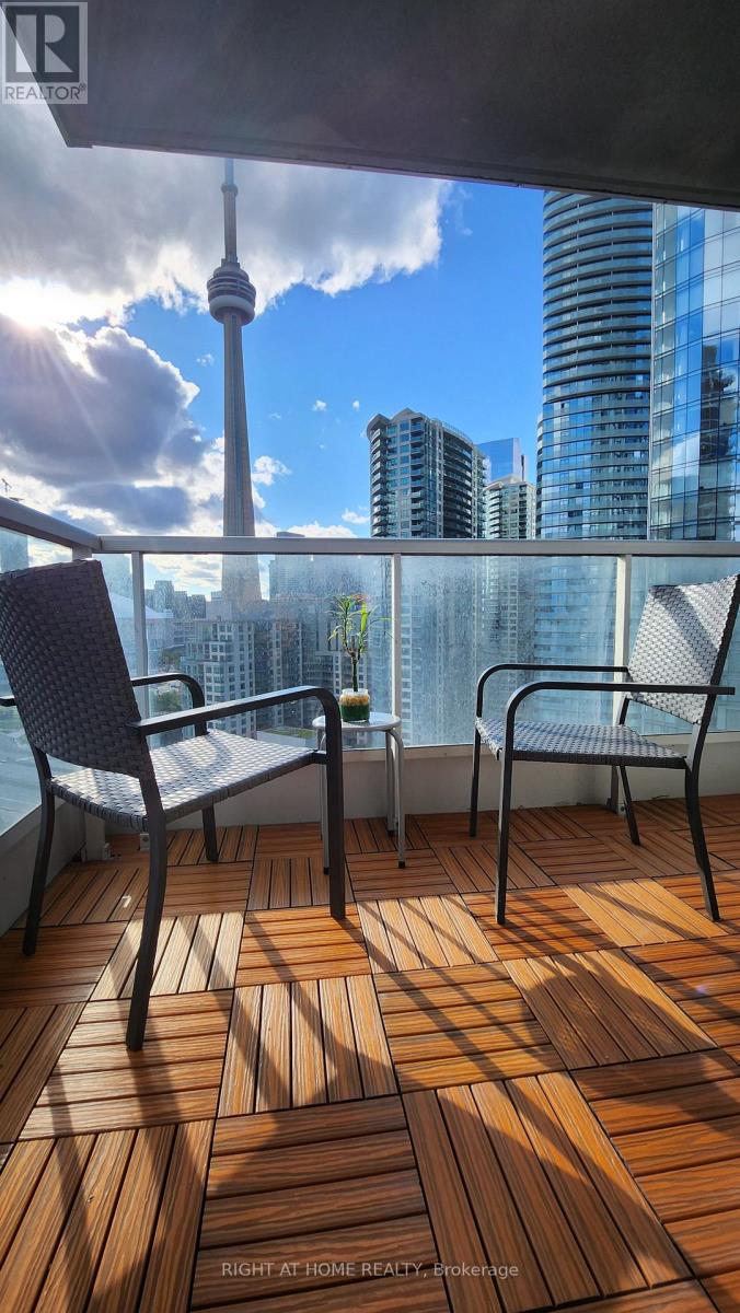 1912 - 8 York Street, Toronto, Ontario  M5J 2Y2 - Photo 13 - C12751628