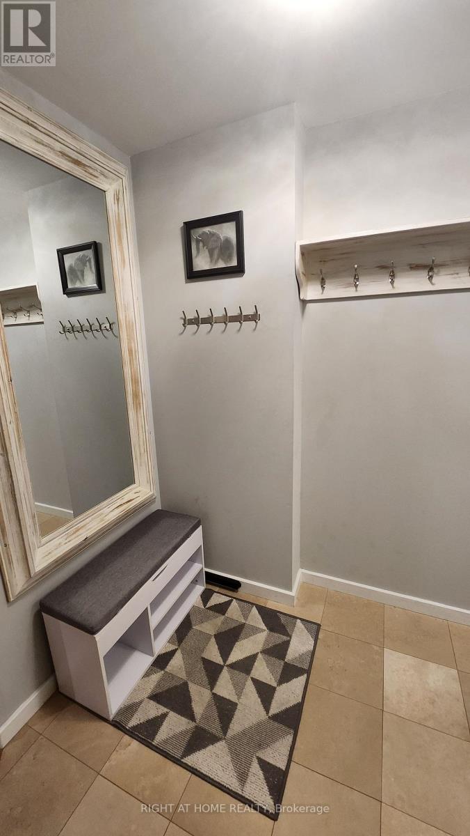 1912 - 8 York Street, Toronto, Ontario  M5J 2Y2 - Photo 7 - C12751628