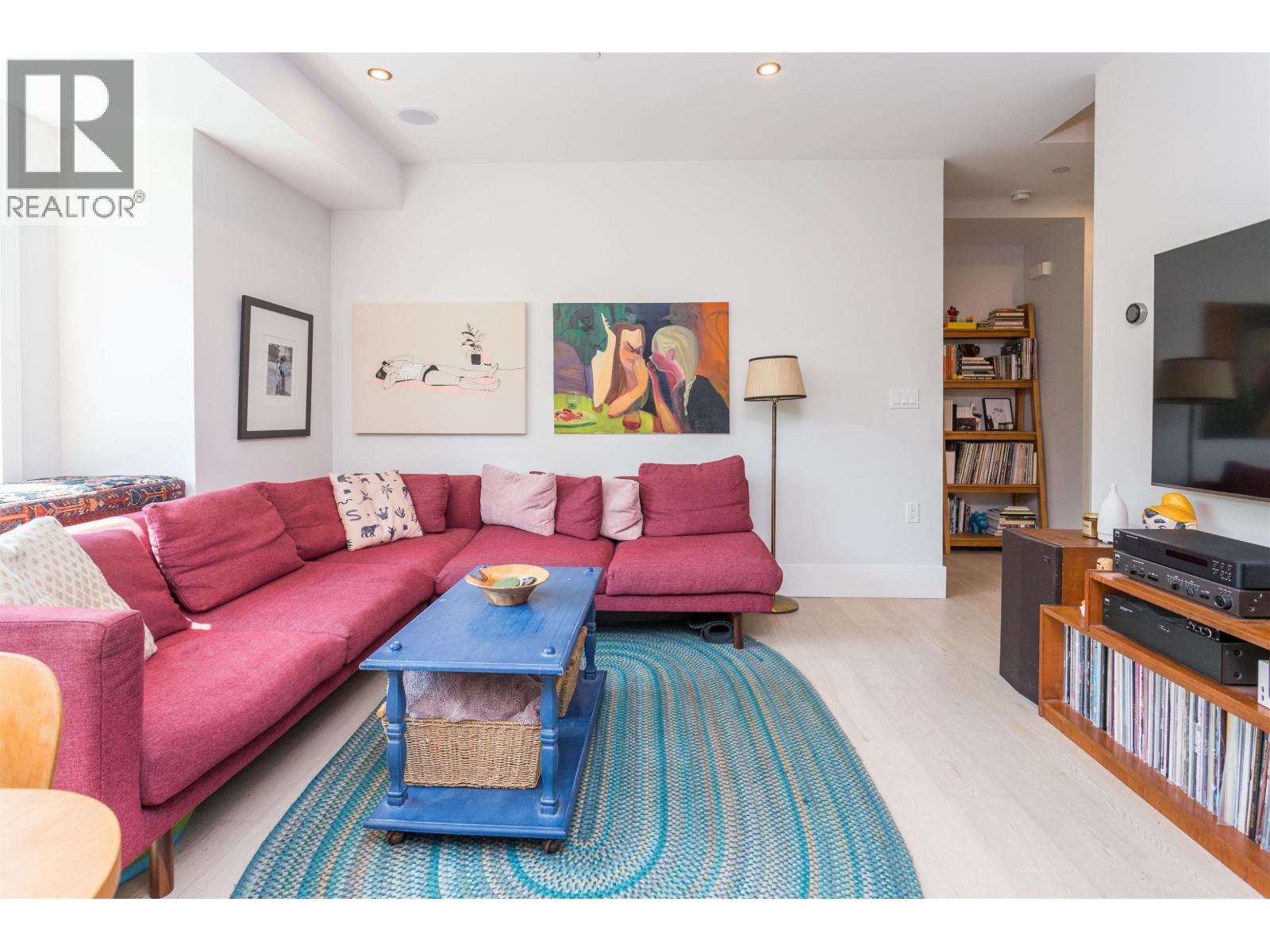 Listing Picture 5 of 38 : 2 1152 COMOX STREET, Vancouver / 溫哥華 - 魯藝地產 Yvonne Lu Group - MLS Medallion Club Member